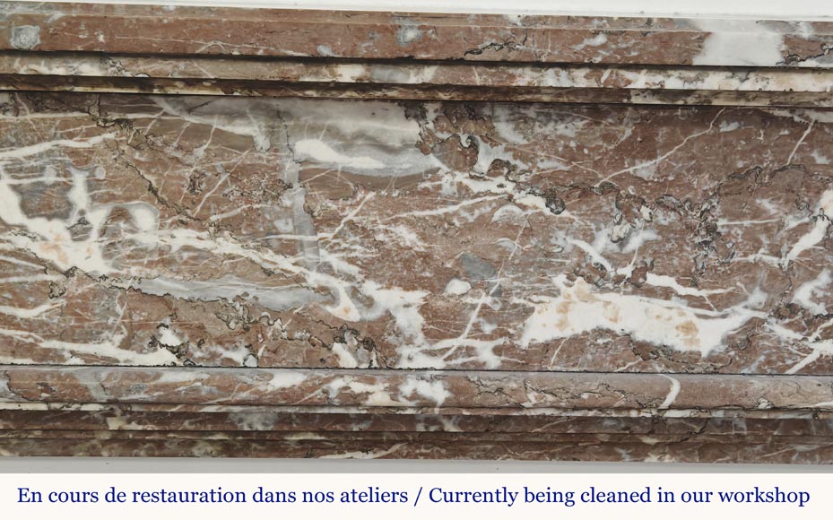 Cheminée de style Louis XVI en marbre Rouge du Nord-1