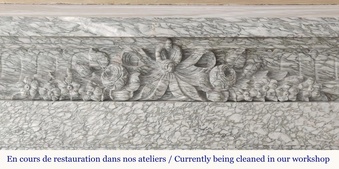 Cheminée de style Napoléon III à decor floral, en marbre vert d'Estours-1