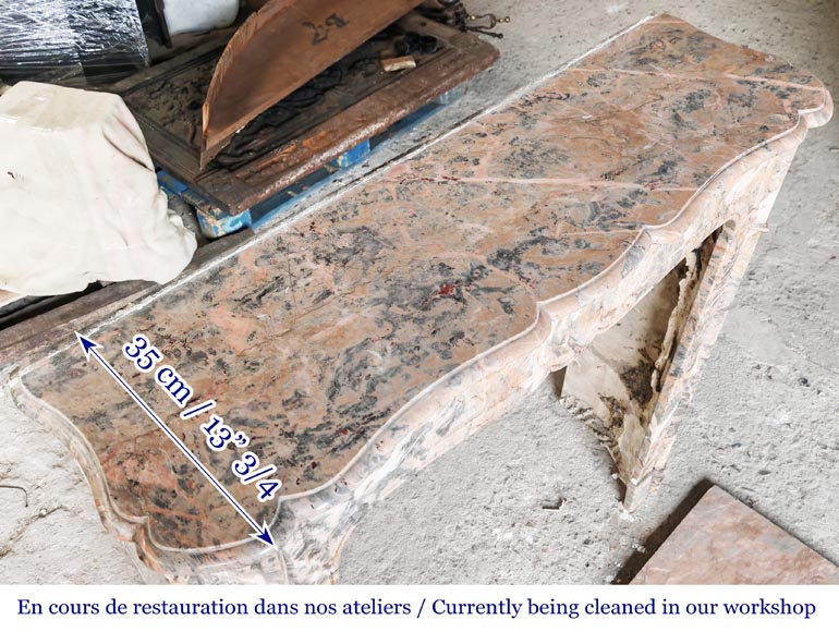 Cheminée de style Louis XV modèle Pompadour en marbre Enjugerais-9