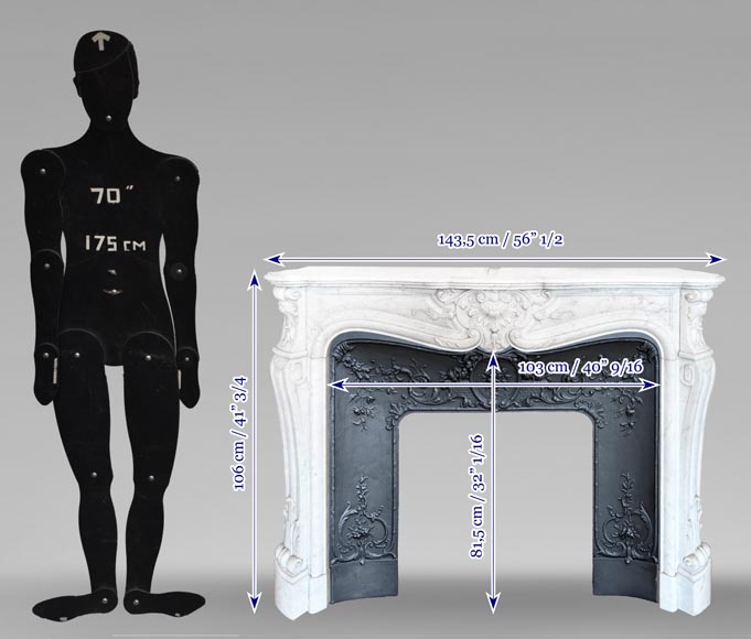 Cheminée de style Louis XV en marbre de Carrare, décorée d'une coquille-10