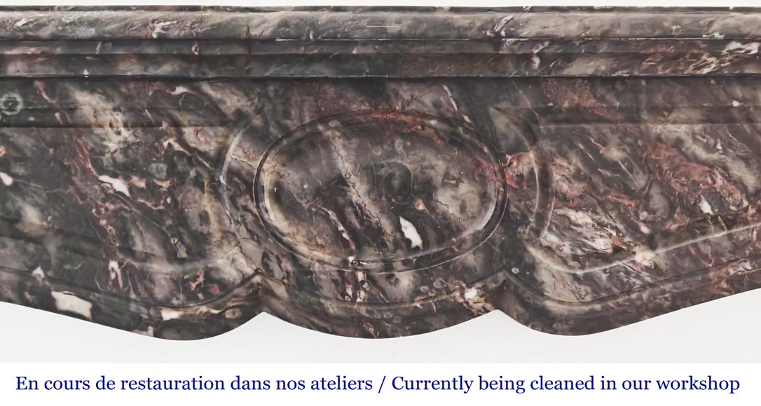 Cheminée de style Louis XV modèle Pompadour, en marbre Bois Jourdan Cheminée de style Louis XV modèle Pompadour, en marbre Bois Jourdan-1