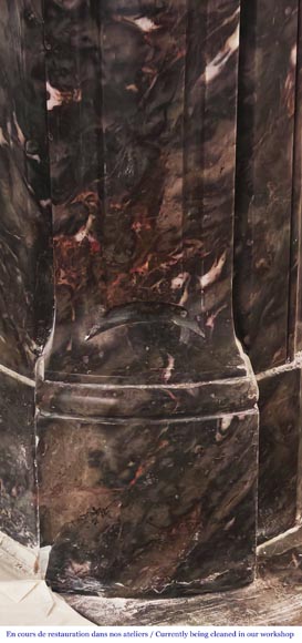 Cheminée de style Louis XV modèle Pompadour, en marbre Bois Jourdan Cheminée de style Louis XV modèle Pompadour, en marbre Bois Jourdan-4