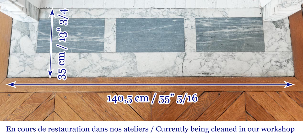 Cheminée de style Louis XV à la palmette, sculptée en marbre Arabescato-9