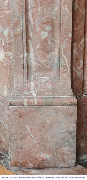 Cheminée de style Louis XV modèle Pompadour en marbre Rouge du Nord-4