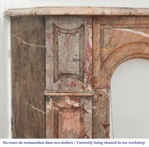 Cheminée de style Louis XV modèle Pompadour en marbre Enjugerais-3