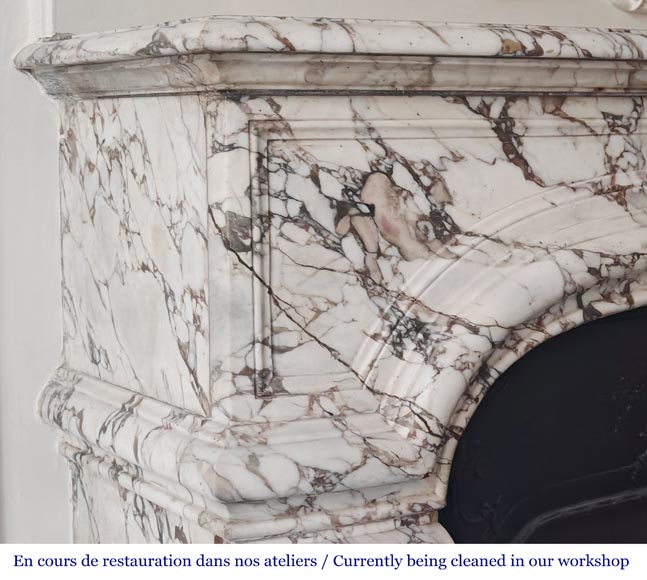 Importante cheminée de style Régence en marbre brèche violette Importante cheminée de style Régence en marbre brèche violette-4