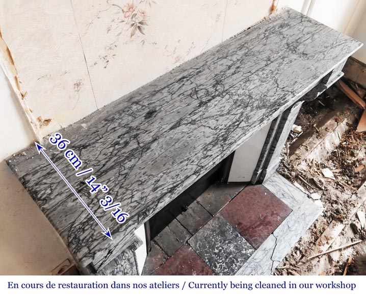 Cheminée de style Napoléon III à modillons, en marbre bleu Turquin Cheminée de style Napoléon III à modillons, en marbre bleu Turquin-8