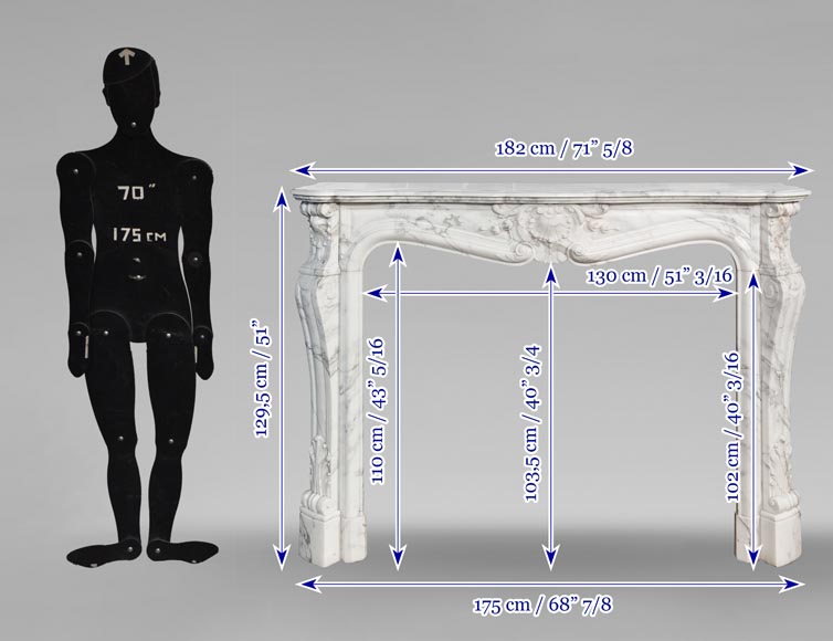 Grande cheminée de style Louis XV en marbre Arabescato, à décor de coquilles-11