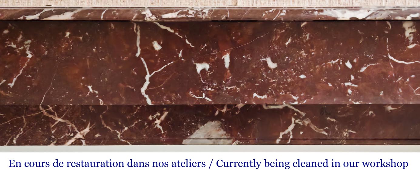 Cheminée de style Napoléon III type modillon, en marbre rouge du nord-1