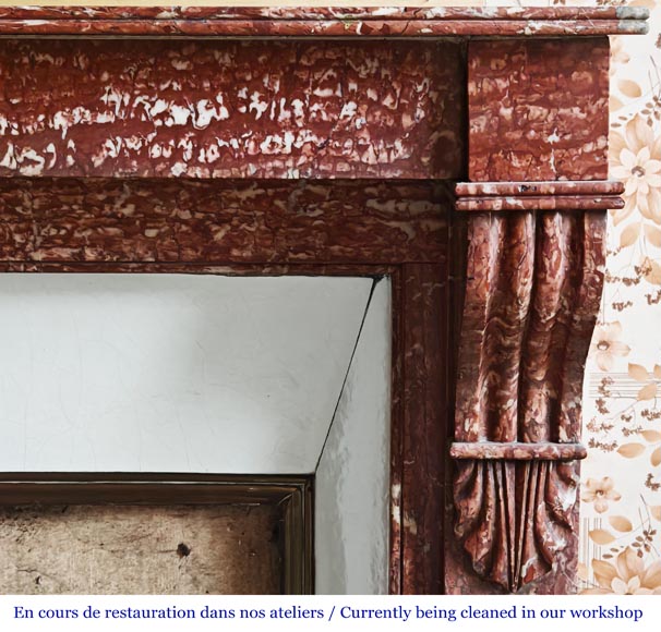 Cheminée de style Napoléon III type modillon en marbre Campan rouge Cheminée de style Napoléon III type modillon en marbre Campan rouge-6