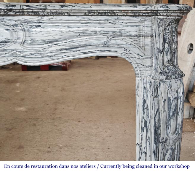 Cheminée de style Louis XV modèle Pompadour en marbre bleu fleuri-6