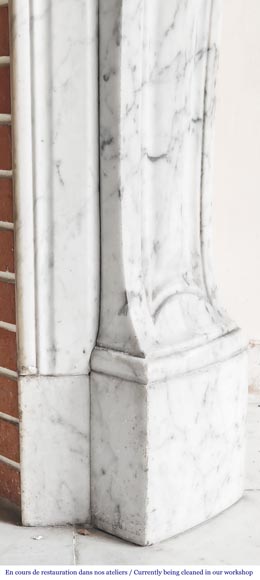 Cheminée de style Louis XV modèle Pompadour, en marbre de Carrare Cheminée de style Louis XV modèle Pompadour, en marbre de Carrare-7