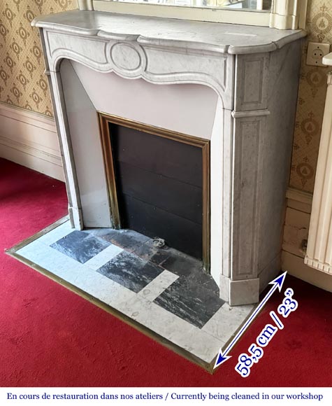 Cheminée de style Louis XV modèle Pompadour en marbre de Carrare-5
