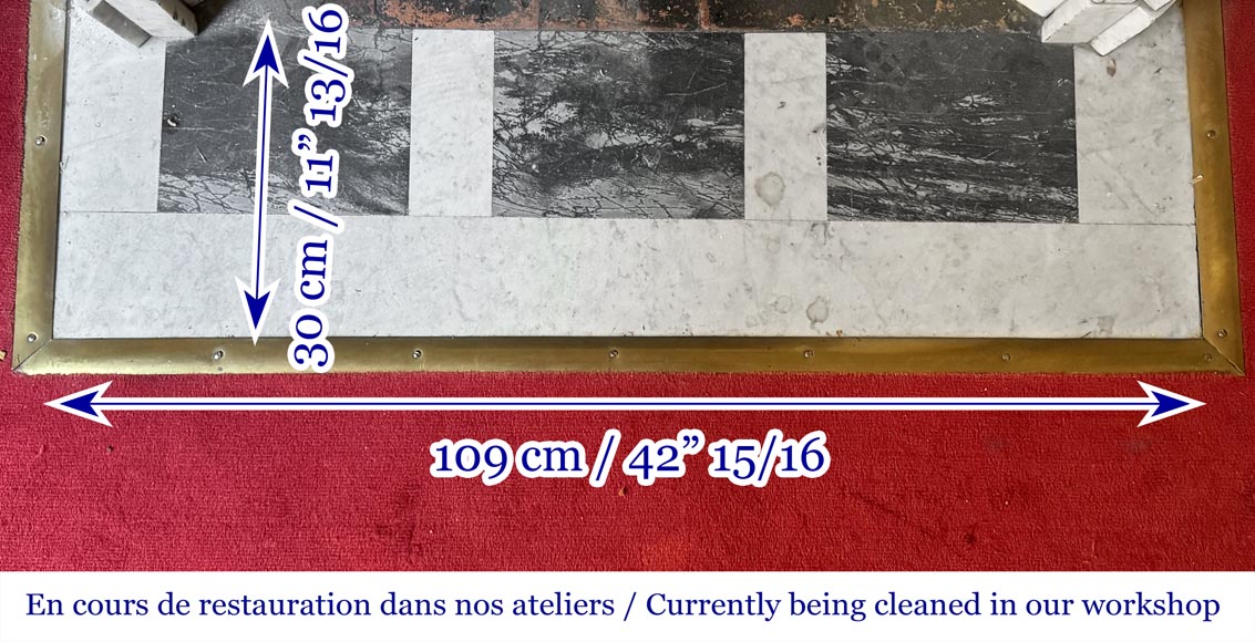 Cheminée de style Louis XV modèle Pompadour en marbre de Carrare-8