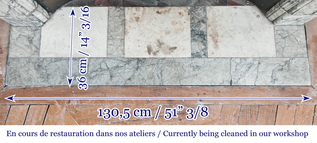 Cheminée de style Napoléon III en granite veiné, à décor de bronze-10