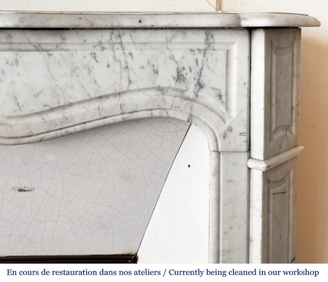Cheminée de style Louis XV modèle Pompadour, en marbre de Carrare-6