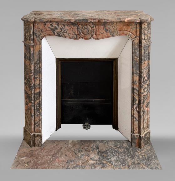 Cheminée de style Louis XV modèle Pompadour en marbre rose enjuguerai-0