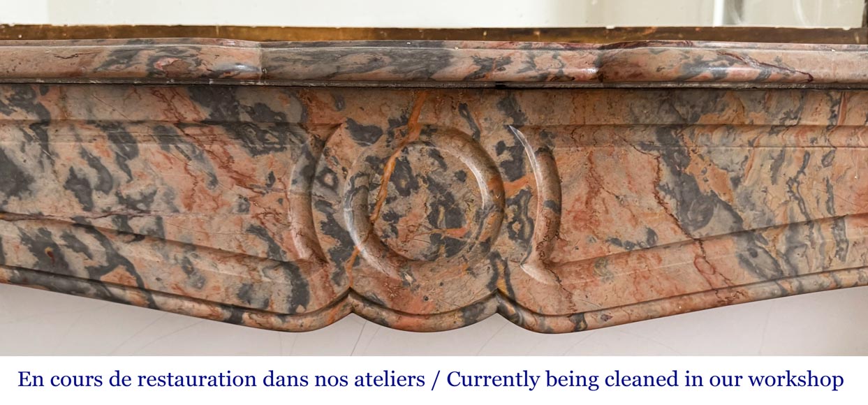 Cheminée de style Louis XV modèle Pompadour en marbre rose enjuguerai-1