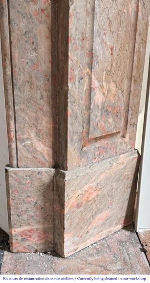Cheminée de style Louis XV modèle Pompadour en marbre rose enjugerai-7