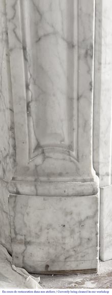 Cheminée de style Louis XV modèle Pompadour, en marbre de Carrare-4