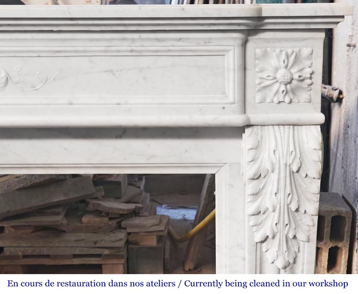 Cheminée de style Louis XVI à décor végétal, en marbre de Carrare Cheminée de style Louis XVI à décor végétal, en marbre de Carrare-9