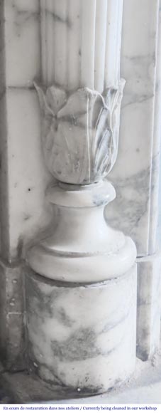 Cheminée galbée de style Louis XVI, à demi colonne corinthienne, en marbre arabescato Cheminée galbée de style Louis XVI, à demi colonne corinthienne, en marbre arabescato-5