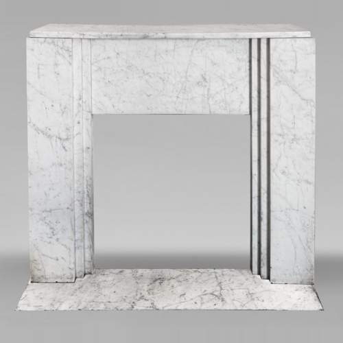 Cheminée de style Art Déco en marbre de Carrare veiné