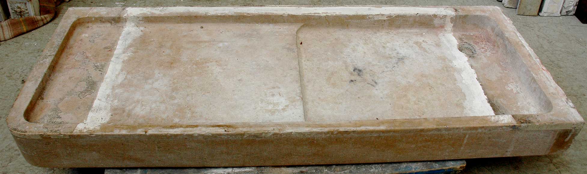 Lavabo en pierre de Senlis-0