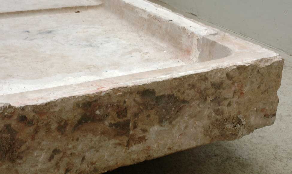 Lavabo en pierre de Senlis-3