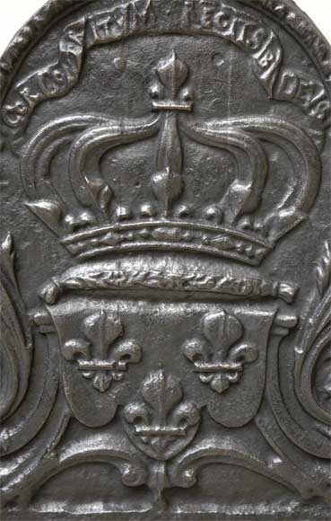 Plaque de cheminée aux armes de France-1