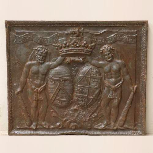 Plaque de cheminée ancienne aux armes de la famille de Jannel de Belval