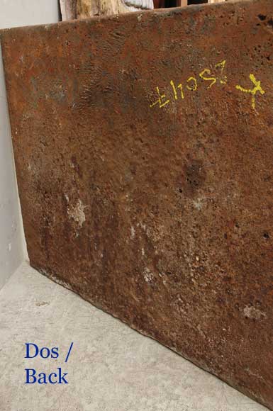 Plaque de cheminée ancienne aux armes de la famille de Jannel de Belval-9