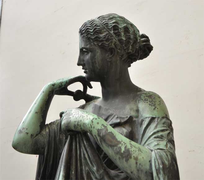 "Diane of Gabies", bronze statue by Elkington, Mason and Cie, dated from 1854_fr