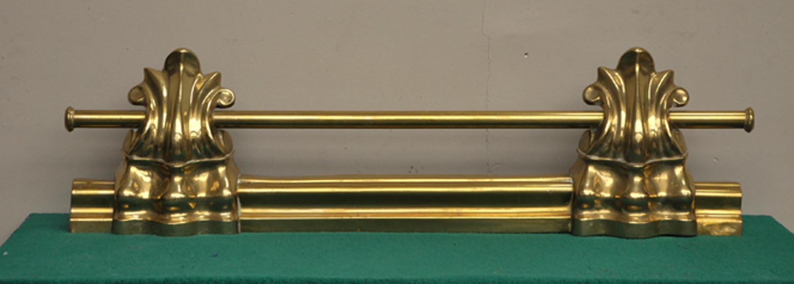 Barre De Chenets De Cheminée - Modèle Générique En Métal - Occasion